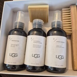 UGG Shoe Care Kit - Black and Cream